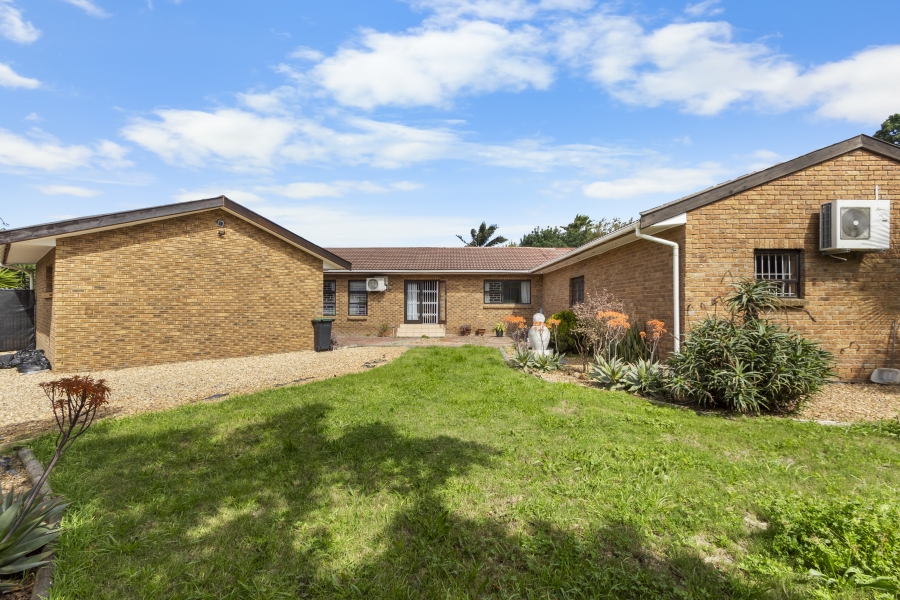 3 Bedroom Property for Sale in Wellway Park East Western Cape